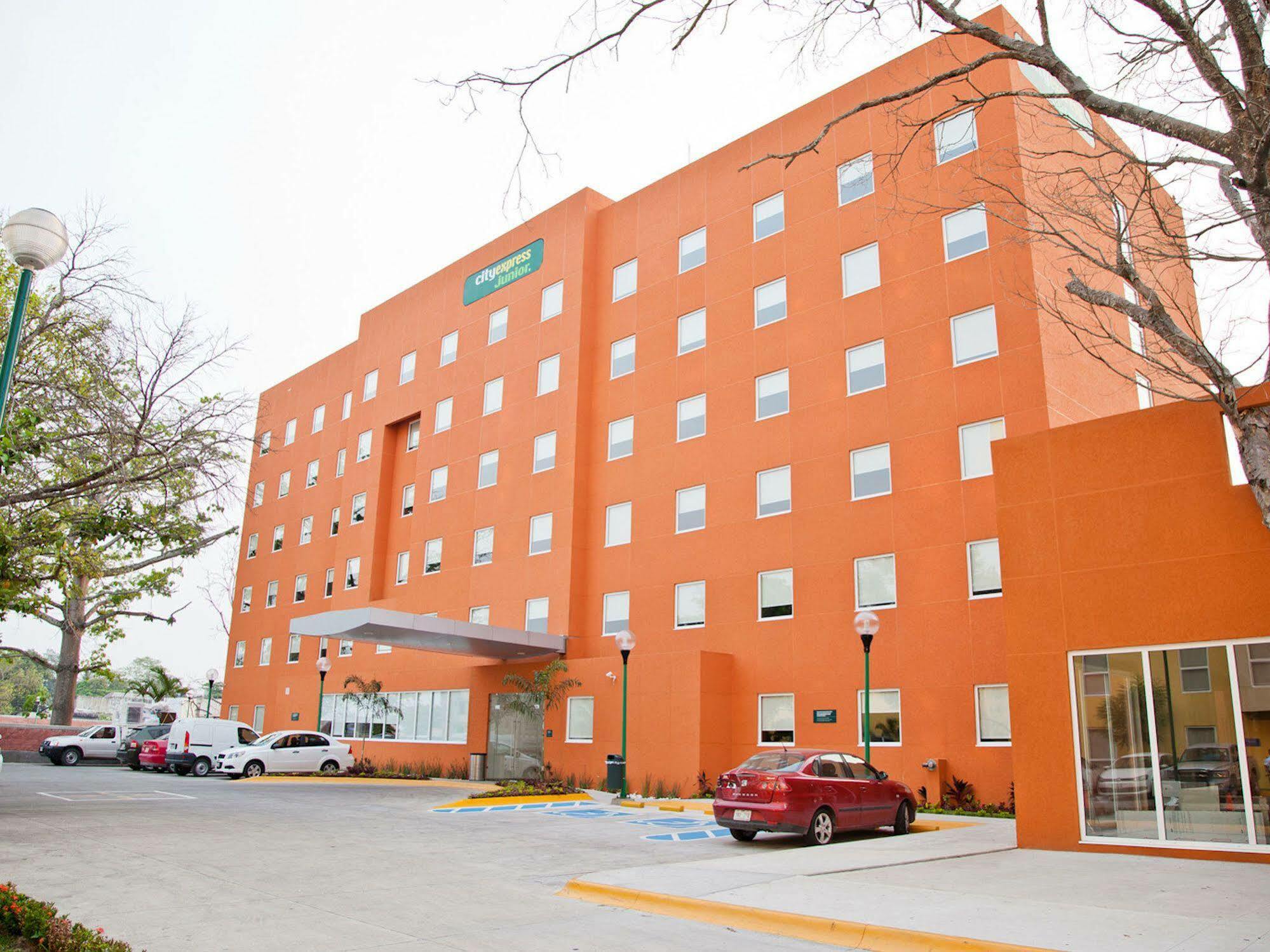 City Express Junior By Marriott Toluca Zona Industrial Eksteriør bilde
